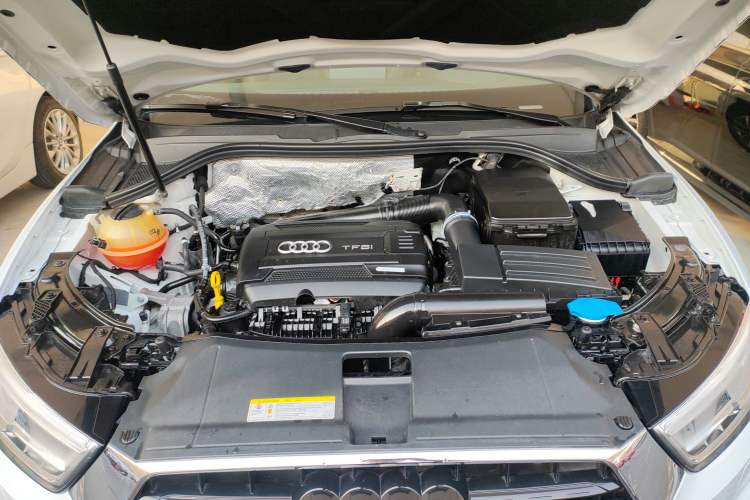 Used Audi Q3 2018 30th Anniversary Edition 35 TFSI quattro all-wheel-drive sport model
