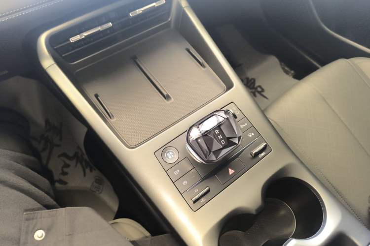 Used BYD Qin PLUS 2025 DM-i Smart Drive 55KM Leading Model
