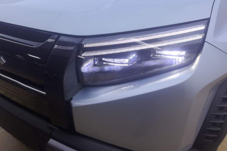 Used  Titanium 3 2025 501KM All-Wheel Drive Intelligent Driving Ultra Version
