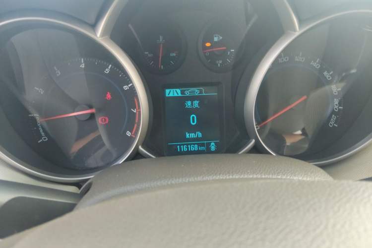 Used Chevrolet Cruze 2015 1.5L Classic SE MT
