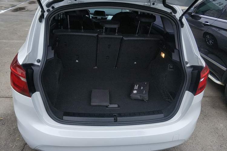 Used BMW 2 Series Active Tourer 2016 218i Fashion Model
