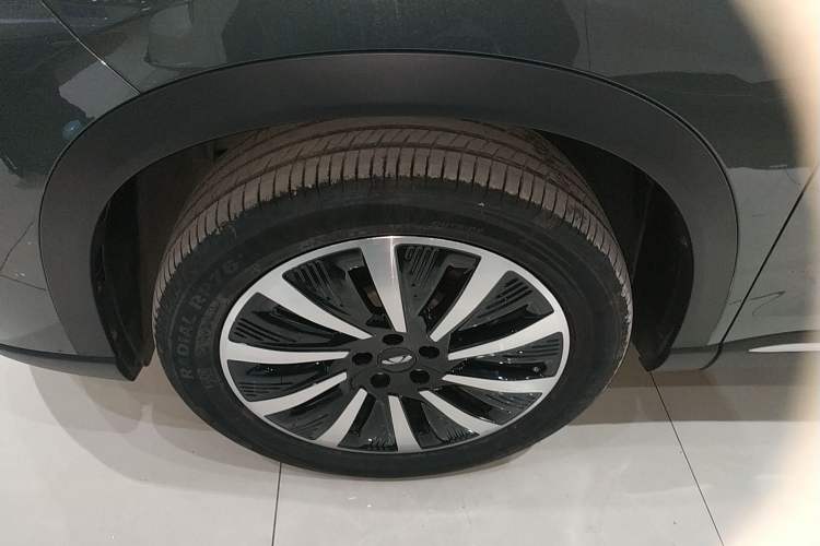 Used Chery Fengyun T8 2025 1.5T 130km Deluxe Version 5 Seats
