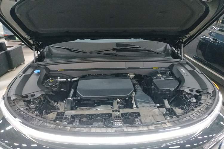 Used Li Auto L8 2024 Ultra Model
