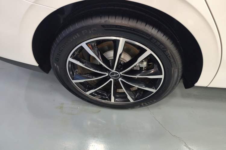 Used Roewe D7 2025 DMH 125km World Champion Excellence Edition
