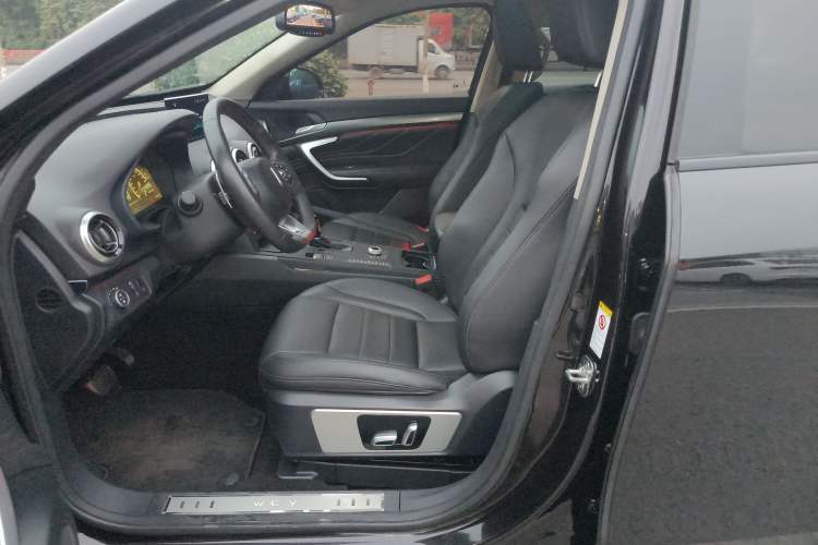 Used Wey VV7 2017 2.0T Ultra-Luxury Version
