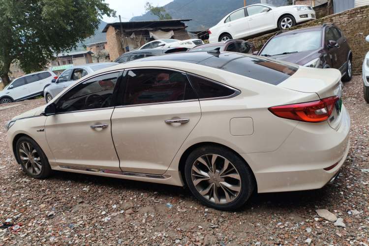 Used Hyundai Sonata 2015 1.6T GLX Advanced Model
