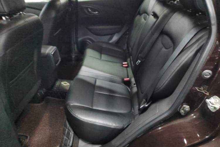 Used Renault Kadjar 2017 2.0L Two-Wheel-Drive Leading Edition