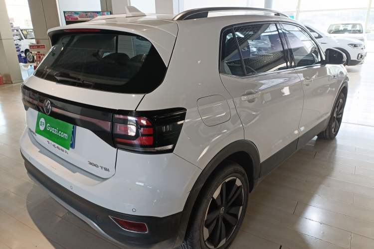 Used Volkswagen Tacqua 2023 200TSI DSG Joy-Connect Edition