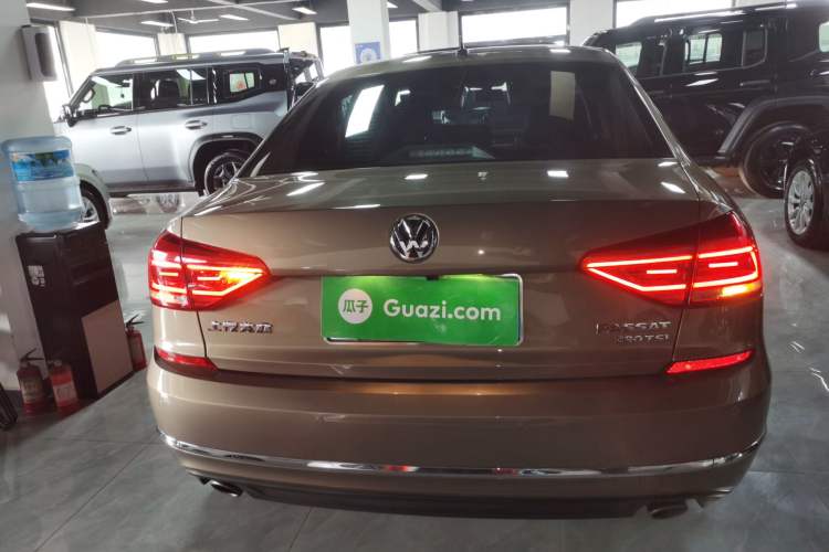 Used Volkswagen Passat 2017 330TSI DSG Luxury Edition
