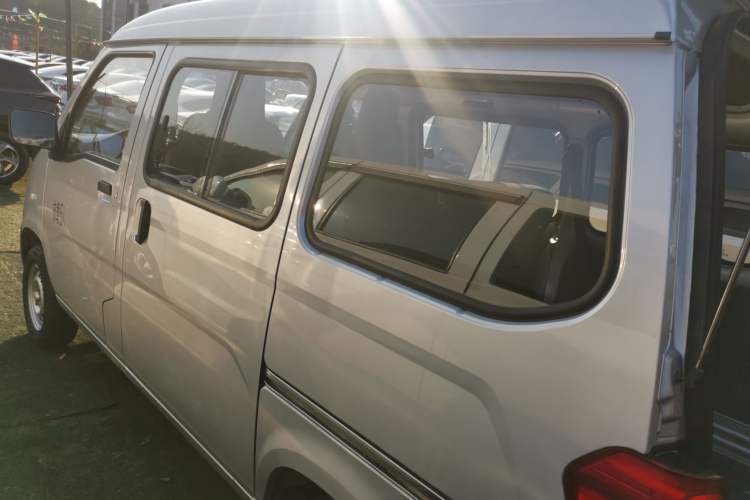 Used Wuling Zhiguang 2023 1.5L Practical Version 5/7 Seats