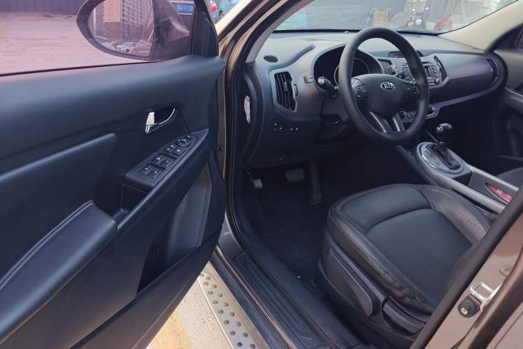 Used Kia Sportage R 2016 2.0L Automatic Two-Wheel Drive DLX