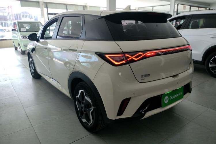 Used BYD Dolphin 2021 405 km Fashion Edition
