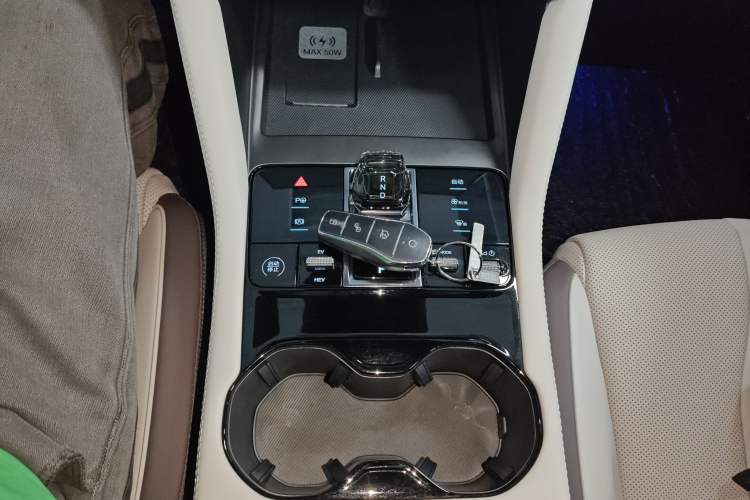 Used BYD Song PLUS New Energy 2025 DM-i Smart Drive 112KM Prestige Model