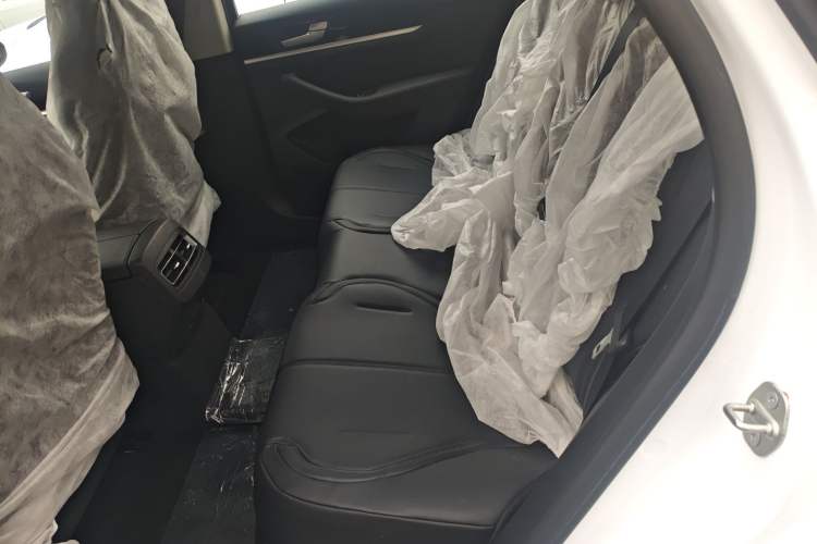 Used BYD Qin PLUS 2021 EV 400KM Leading Comfort Edition
