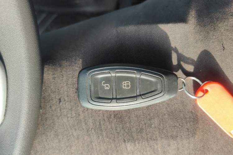 Used Ford EcoSport 2013 1.5L Automatic Prestige Model
