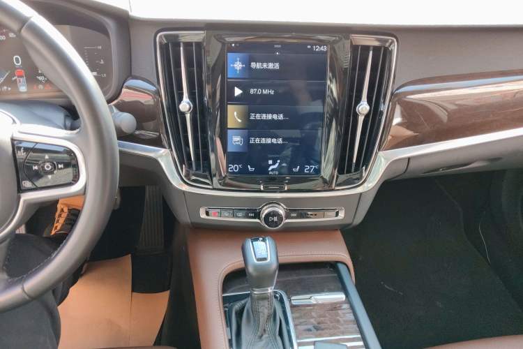 Used Volvo S90 2018 T4 Zhiyuan Edition
