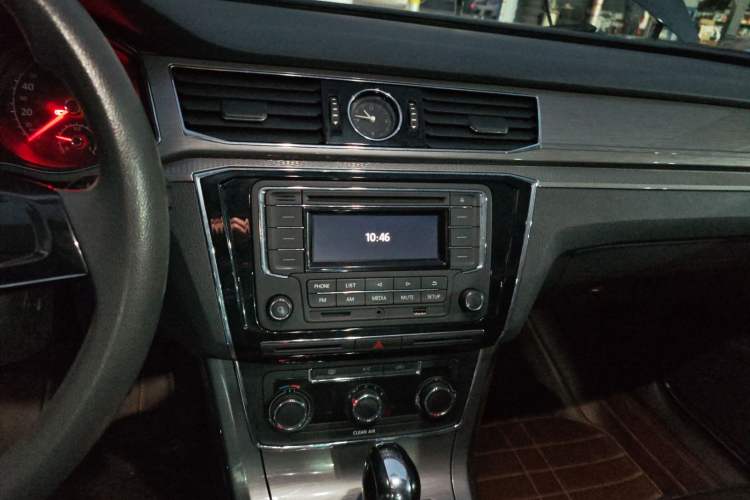 Used Volkswagen Passat 2017 1.8TSI DSG Government Procurement Version (CEA Engine)
