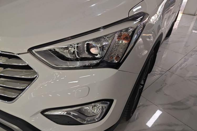 Used Hyundai Grand SantaFe 2013 3.0L 7-Seater 4x4 Flagship Edition