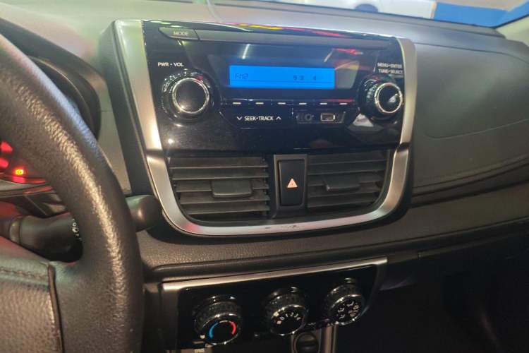 Used Toyota YARiS L 2019 1.5E CVT Dynamic Edition China VI compliant
