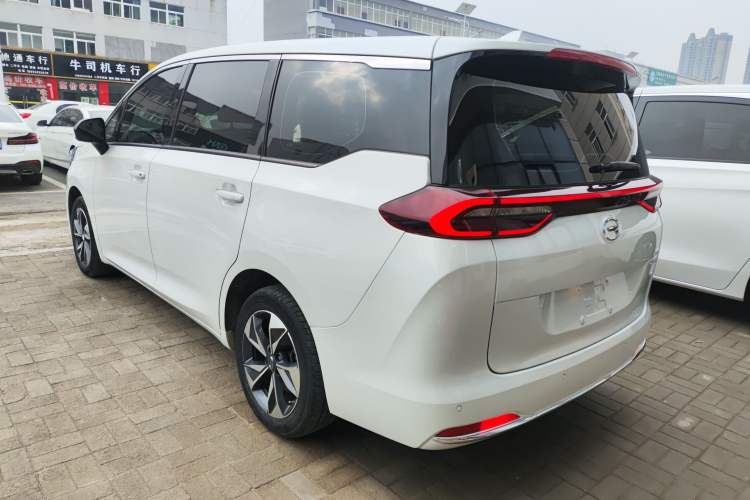 Used GAC Trumpchi M6 2021 270T DCT Luxury Edition (6 Seats)
