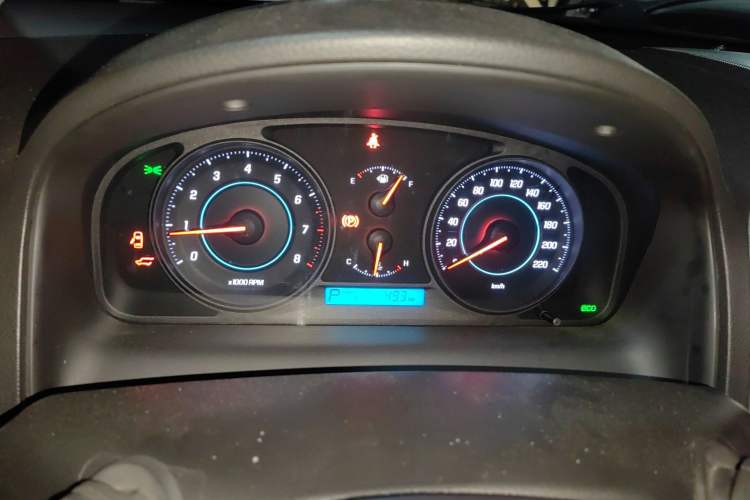 Used Chevrolet Captiva 2014 2.4L 4x4 Flagship Edition 7 Seats