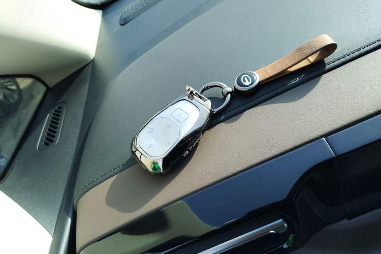 Used GAC Trumpchi Trumpchi E8 2024 Honor Series 2.0L Honor Edition