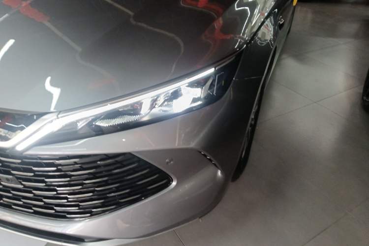 Used BYD Qin L 2025 DM-i Smart Drive 80KM Leading Model
