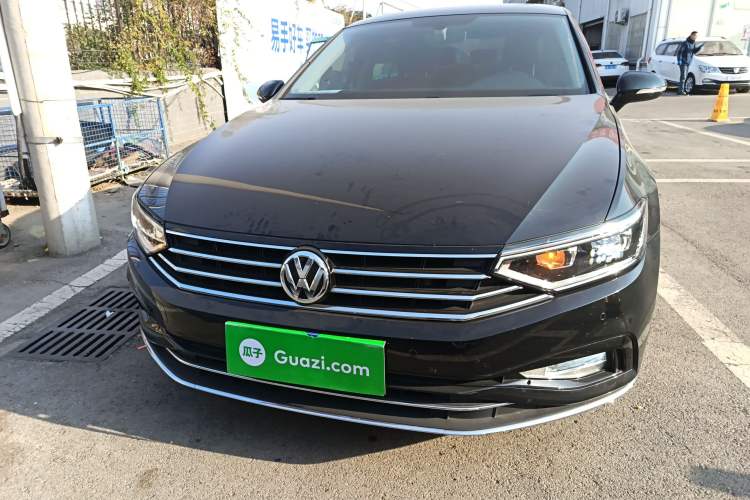 Used Volkswagen Magotan 2020 330TSI DSG Luxury Edition
