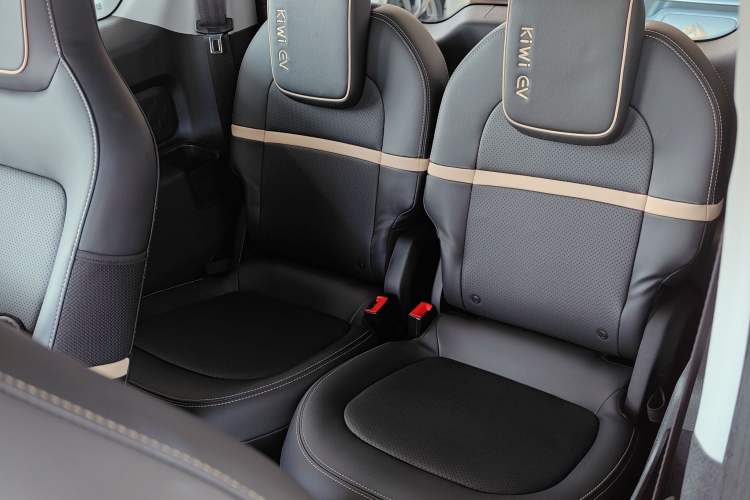 Used Baojun KiWi EV 2021 Artist Model Lithium Iron Phosphate
