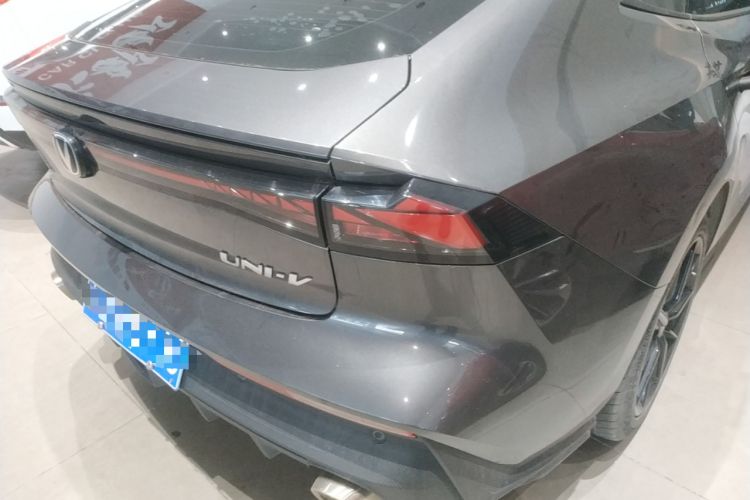 Used Changan UNI-V 2022 1.5T Prestige Version