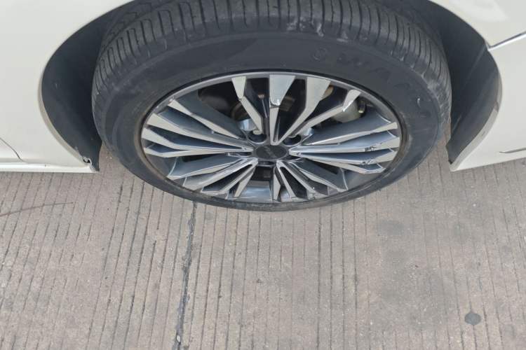 Used Dongfeng Aeolus Yixuan MAX 2021 1.5T Super-Powered Dad Edition
