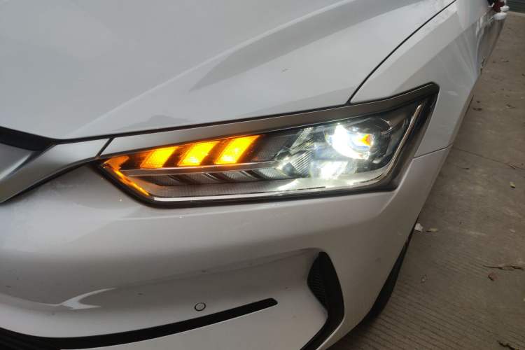 Used BYD Qin PLUS 2024 Honor Edition EV 510KM Beyond Model