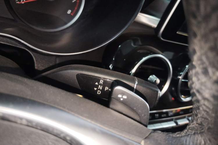 Used Mercedes-Benz C-Class 2017 Restyled C 200 Sport Edition
