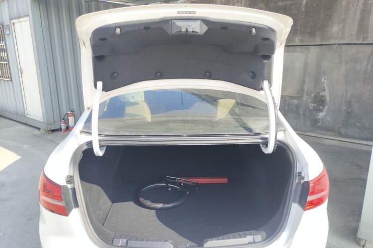 Used Ford Escort 2015 1.5L Manual Comfort Model
