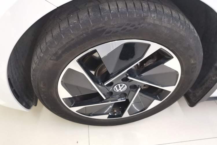 Used Volkswagen ID.3 2025 Smart Edition Outstanding Model
