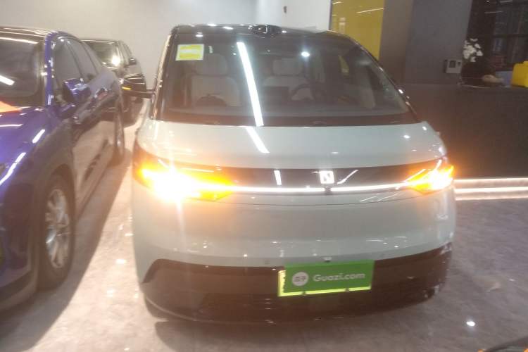 Used Zeekr MIX 2025 Long-Range Intelligent Driving Edition
