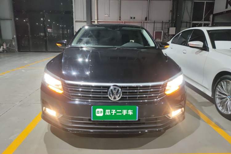 Used Volkswagen Passat 2017 330TSI DSG Luxury Edition
