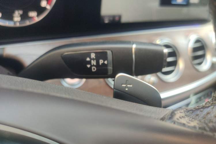 Used Mercedes-Benz E-Class 2017 E 300 L Luxury Model
