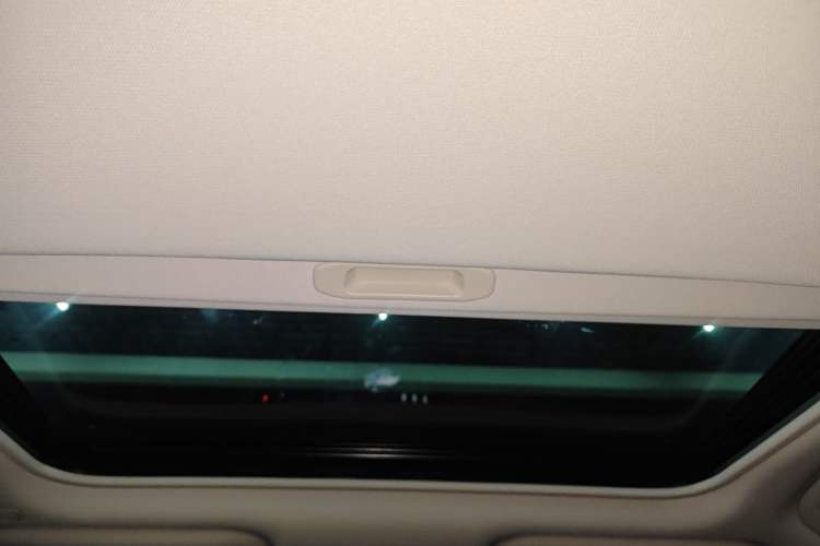 Used Toyota Camry 2024 Dual-Motor 2.0 HE Elite Edition
