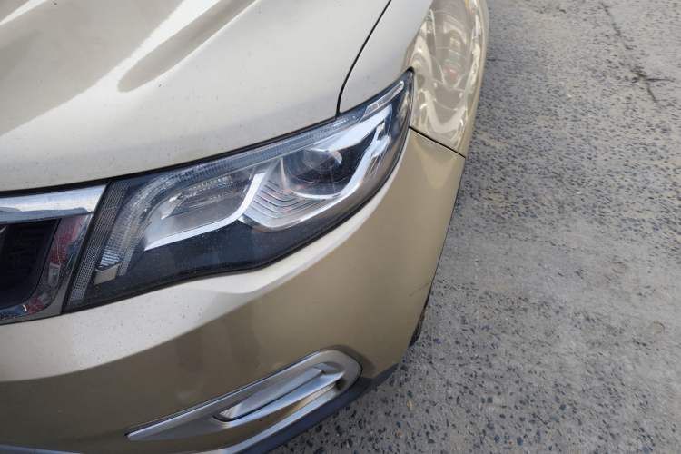 Used Geely Auto Emgrand X7 Sport 2016 1.8TD Automatic ZhiZun Version
