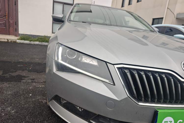 Used Skoda Superb 2018 TSI280 DSG Comfort Edition China V Standard
