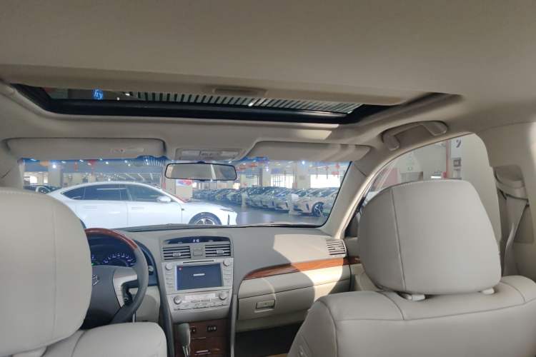 Used Toyota Camry 2013 200G Classic Luxury Edition
