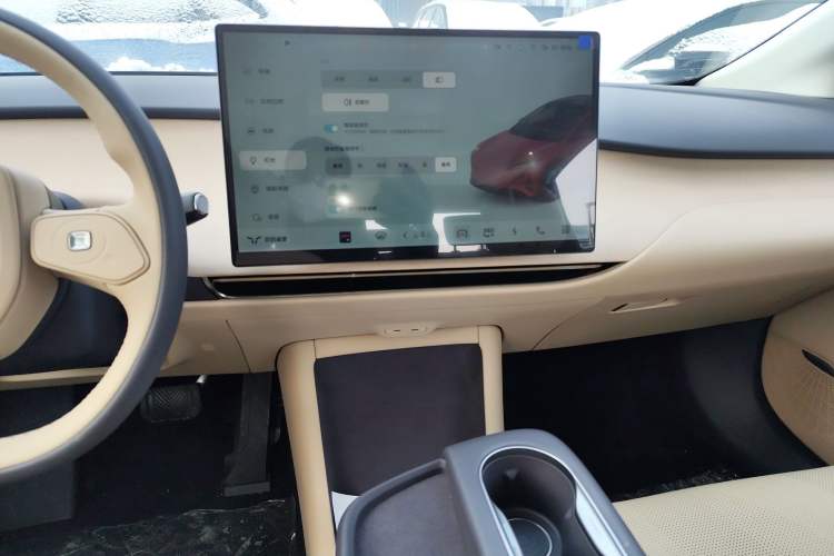 Used Hongqi Tiangong 05 2025 550 Smart Selection
