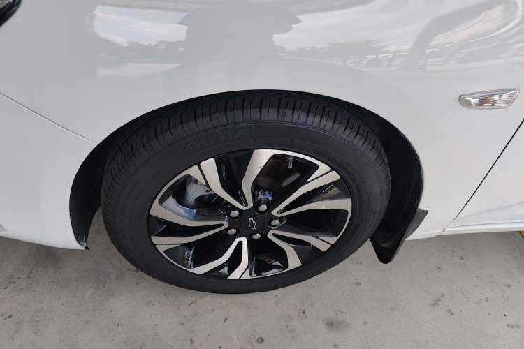 Used Chevrolet Monza 2020 Light Hybrid RS 330T Automatic Comfort Edition
