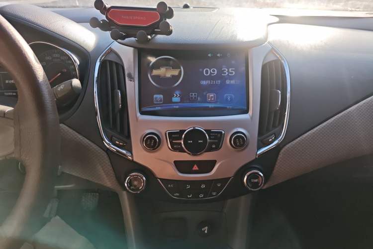 Used Chevrolet Cruze 2015 1.5L Manual Fashion Edition