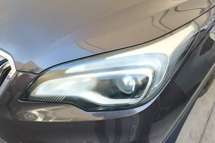 Used Buick Envision 2017 20T Two-Wheel-Drive Tech Edition
