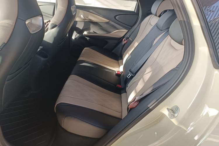 Used BYD Dolphin 2025 420km Free Edition
