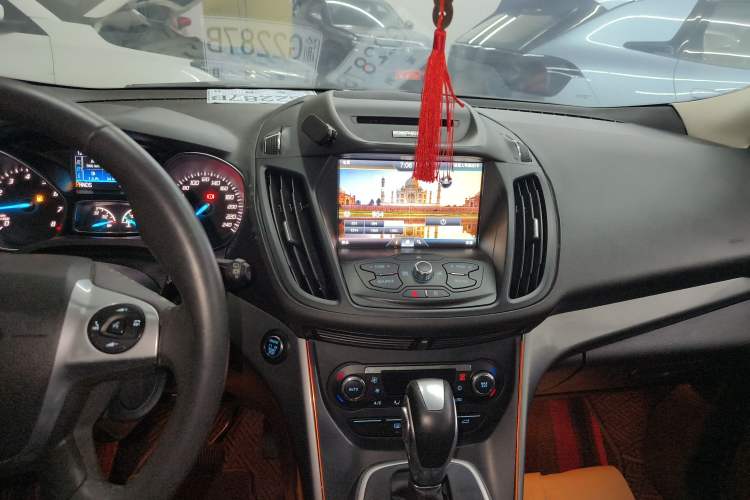 Used Ford Kuga 2015 1.5L GTDi Four-Wheel-Drive Elite Model