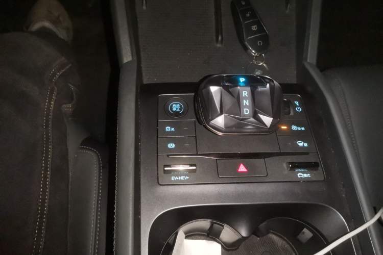 Used BYD Qin L 2024 DM-i 80KM Leading Model
