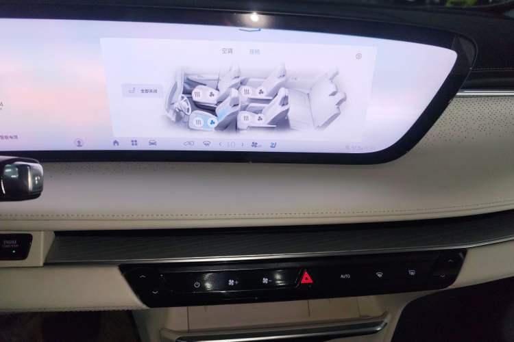 Used Buick GL8 New Energy 2024 Lu Zun Deluxe Edition 7-Seater
